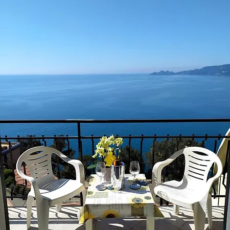 Davanti Al Mare E A Portofino - In Front Of The Sea And Portofino Daire *