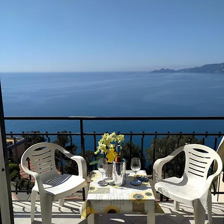 Davanti Al Mare E A Portofino - In Front Of The Sea And Portofino Daire *