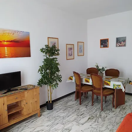 Davanti Al Mare E A Portofino - In Front Of The Sea And Portofino Lägenhet *