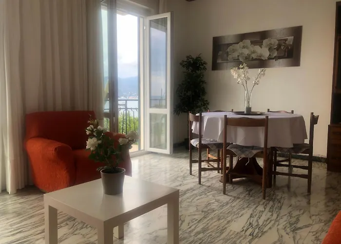 Davanti Al Mare E A Portofino - In Front Of The Sea And Portofino *